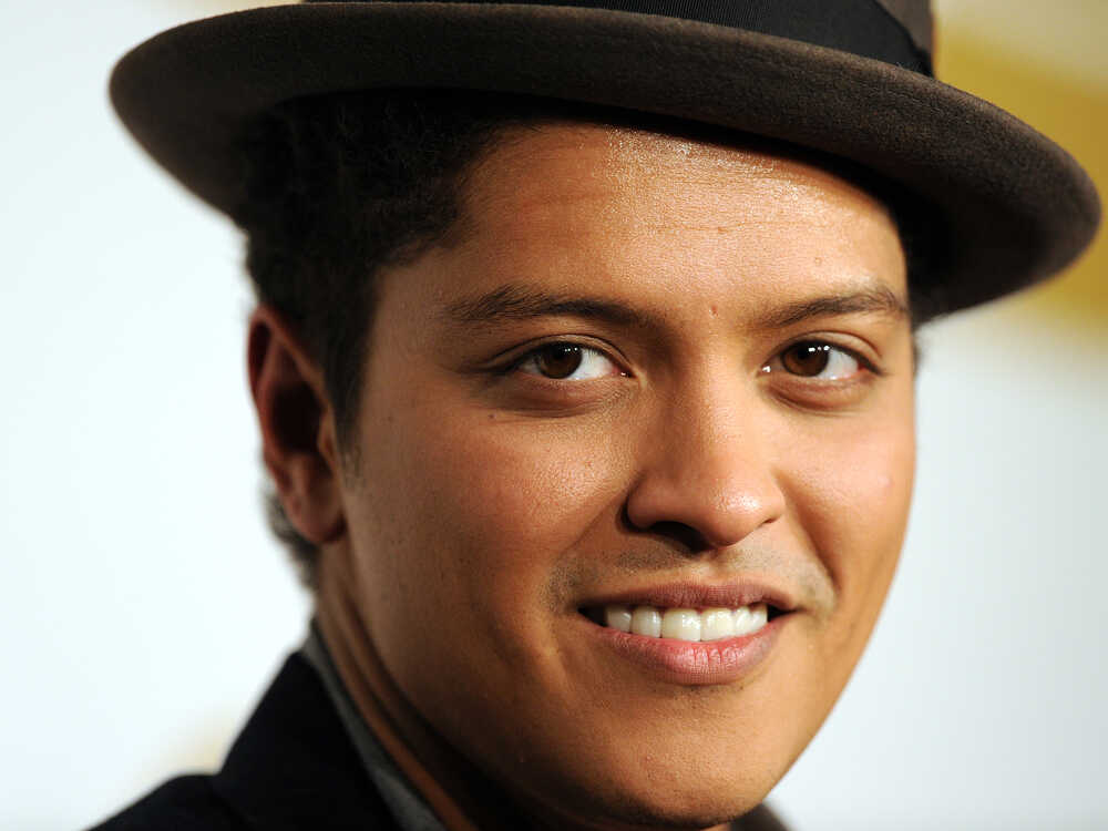 Bruno Mars Age, Weight, Height, Measurements