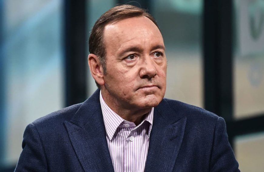 Kevin Spacey Height, Weight, Date of Birth