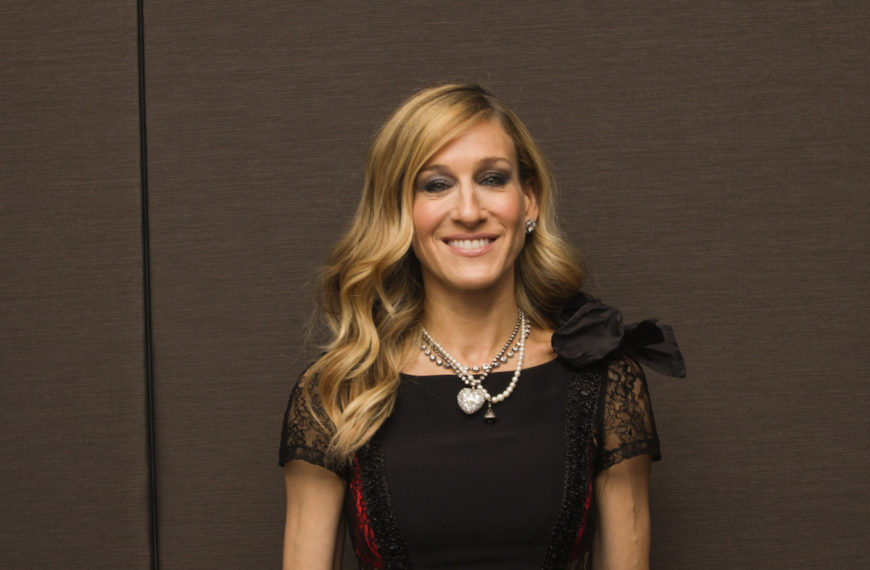 Sarah Jessica Parker Bra Size, Age, Weight, Height, Measurements